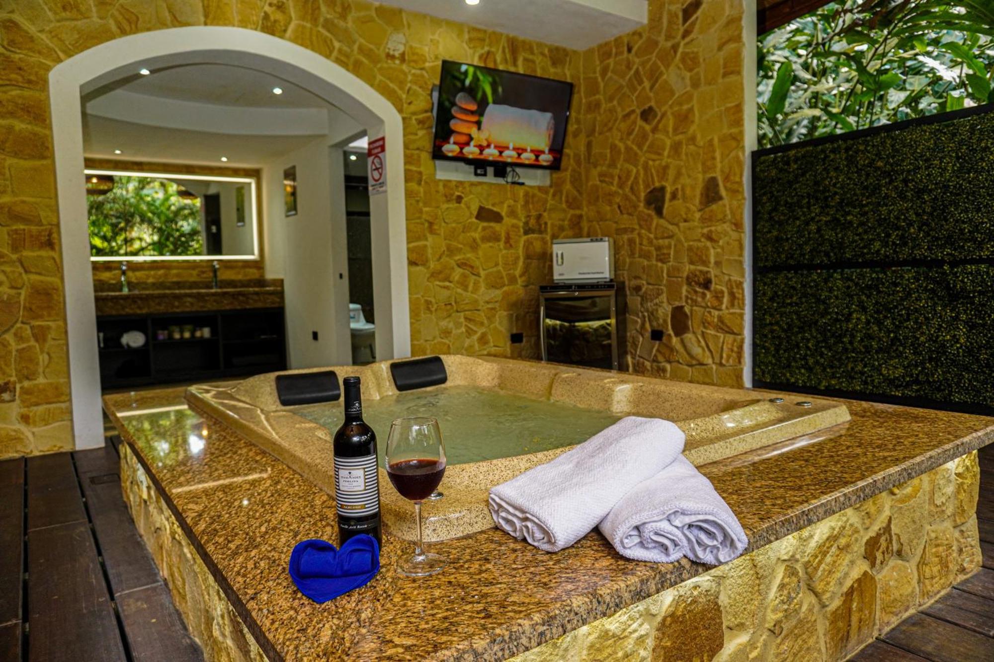 Palo Alto Glamping Hotel Quesada  Экстерьер фото